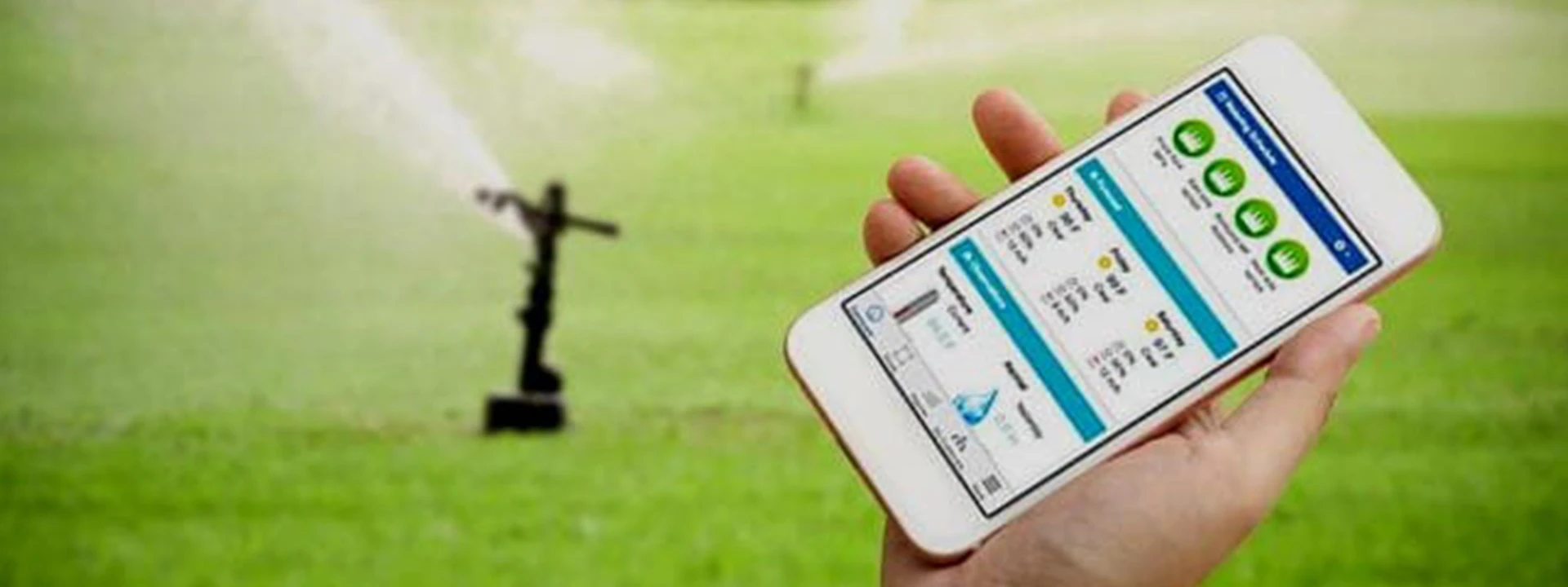 هماهنگی نور و آبیاری هوشمند در خلق فضای سبز مدرن